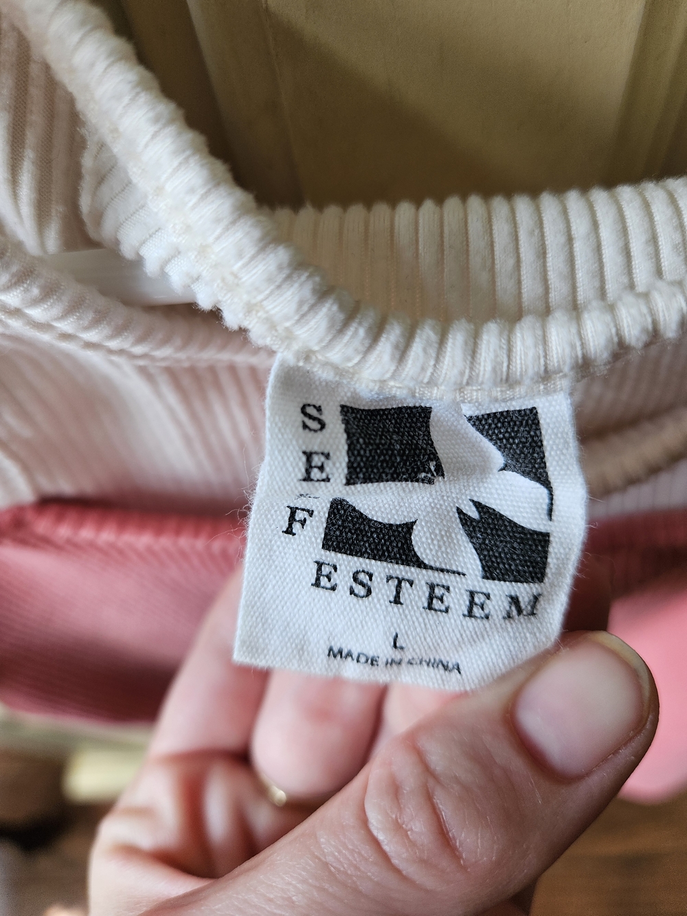 Pink Ribbed Short-Sleeve Top with White Tank Layer - Picture 3 of 4